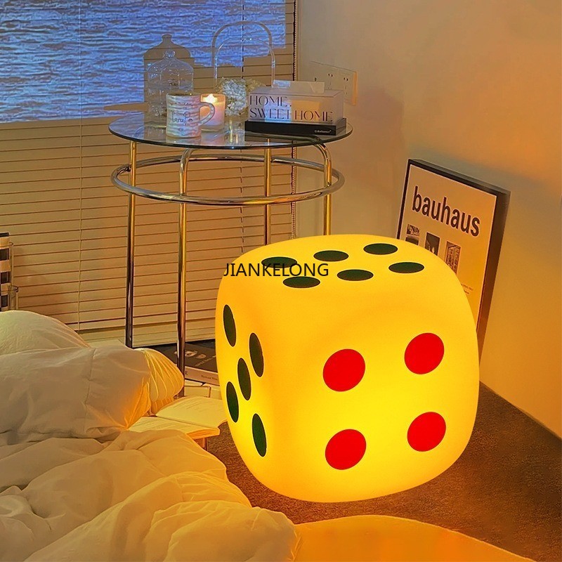 Outdoor waterproof LED luminou - Outdoor Furniture Year Round のレビューと価格